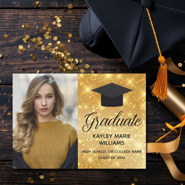 Anúncio Foto de Graduada com Brilho Dourado Chic 2026 Grad (Criador carregado)
