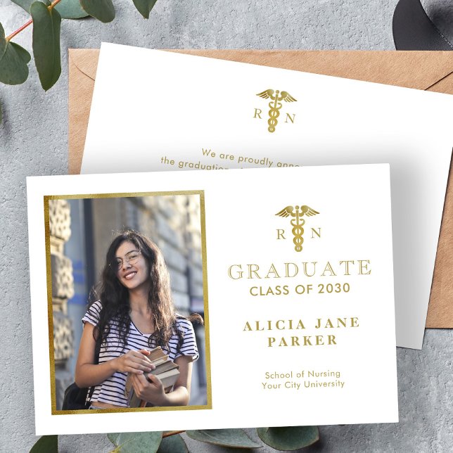 Anúncio Foto elegante dourada da formatura de enfermagem (Criador carregado)
