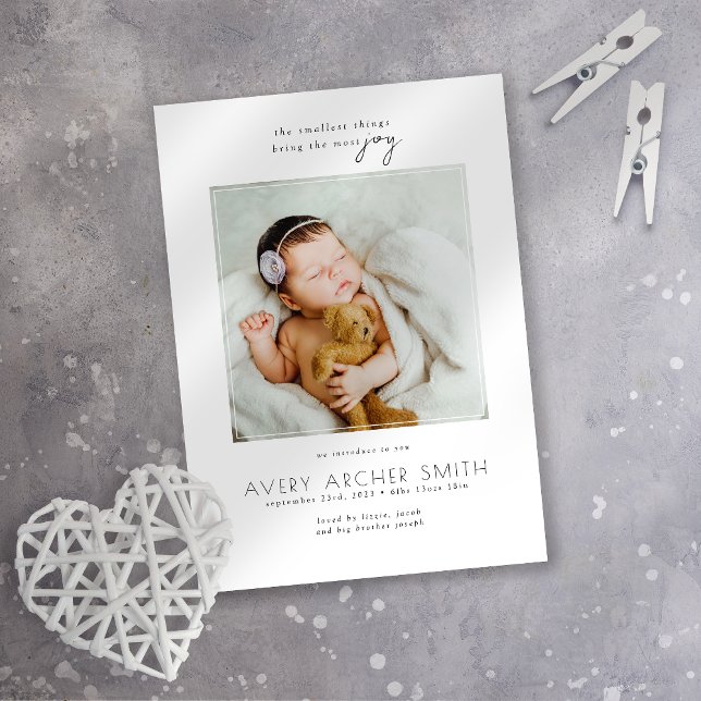 Anúncio Foto minimalista moderna Nascimento do bebê (Criador carregado)