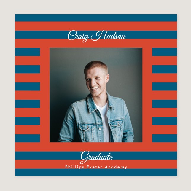 Anúncio Fotos da Formatura do Ensino Médio na Preppy Squar (Criador carregado)