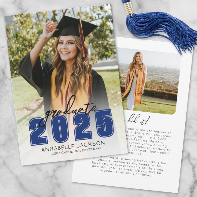 Anúncio Graduação Azul de Foto com Formando Simples Classe (Simple Class 2025 Graduate Photo Blue Graduation Announcement)