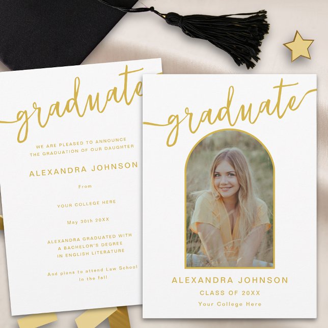 Anúncio Graduação de Foto do Arch Moderno (Modern trendy gold script arch photo graduation announcement card)