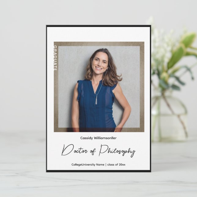 Anúncio Graduação de Foto Minimalista (Em pé/Frente)