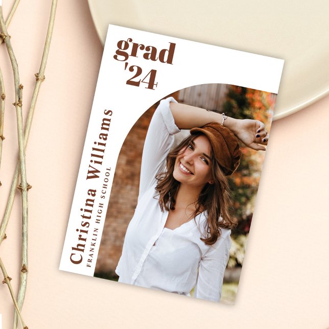 Anúncio Graduação de Foto Neutra Elegante Moderna do forma (Modern Elegant Neutral Arch Photo Graduation Announcement)