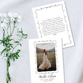 Anúncio Graduação de Foto Preta e Branca Desenhada à Mão 2