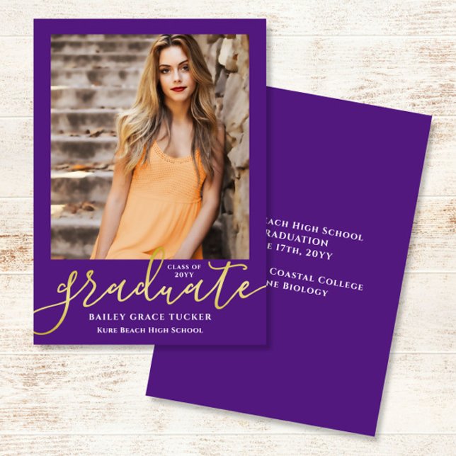Anúncio Graduação de Foto Roxo de Script Moderno Elegante (Criador carregado)