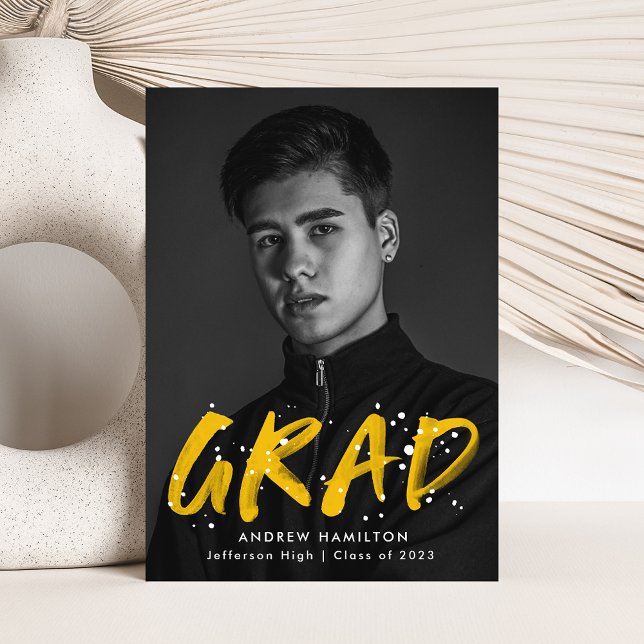 Anúncio Graduação de Fotografias com Espelhamento de Pintu (Criador carregado)