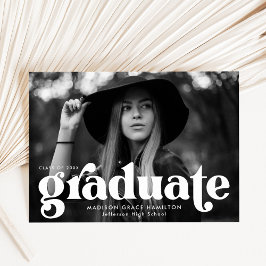 Anúncio Graduação de Fotos Brancas com Tipografia Branca