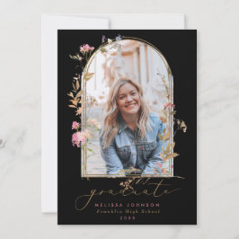 Anúncio Graduação de Fotos Pretas em Arco de Flores Selvag
