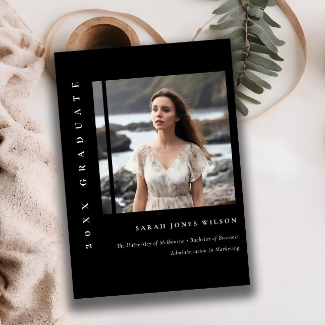 Anúncio Graduação de Fotos Simples, Mínima Preta e Branca (Criador carregado)