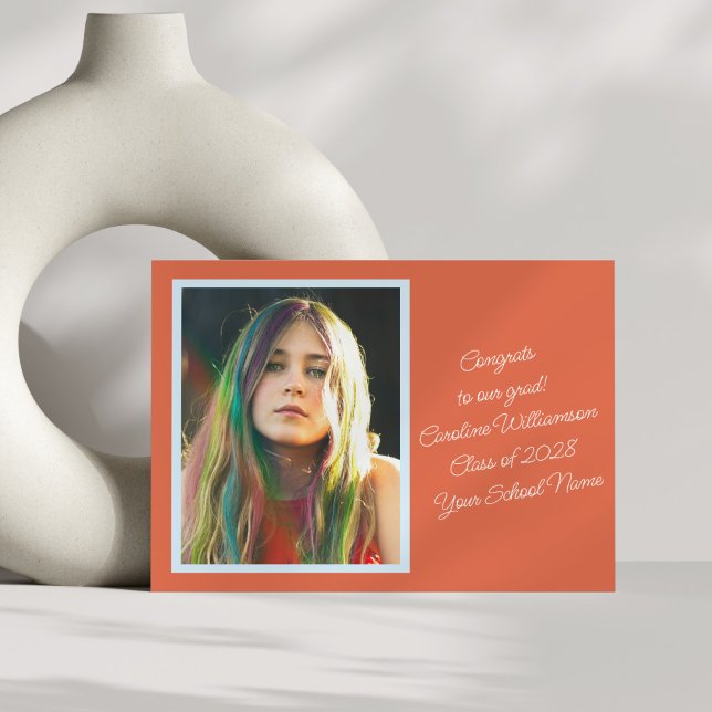 Anúncio Graduação de Fotos Vibrante de Script Retroativo L (Criador carregado)