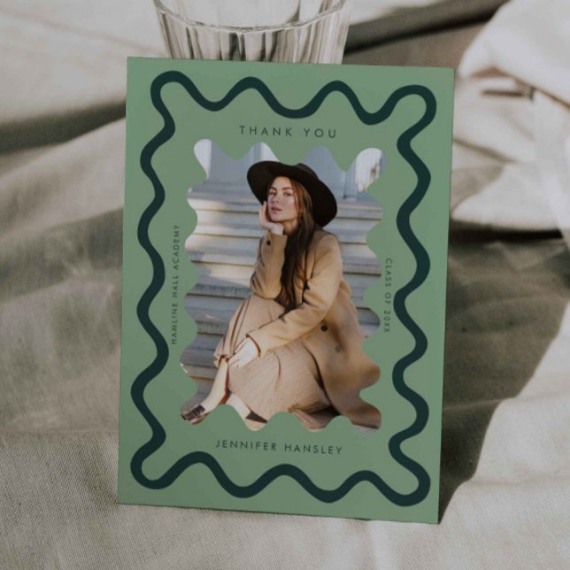 Anúncio Graduação de Quadro Wavy Verde Escamoso Obrigado (Criador carregado)