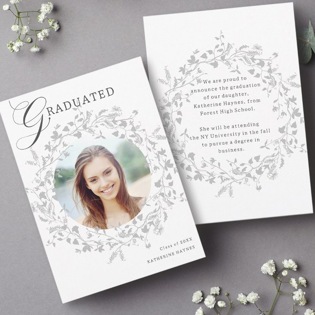 Anúncio Graduação de Wreath Silver Wildflower Elegante (Front & Back)