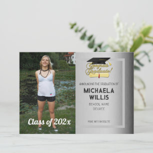Anúncio Graduação Personalizada de cinza de Fotografias do