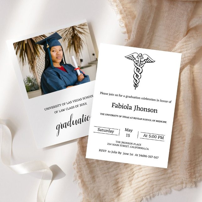 Anúncio Lei de fotos simples na festa de formatura univers (Criador carregado)