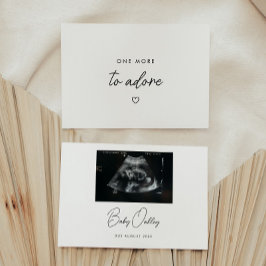 Anúncio Minimal Script "One More to Adore" Baby Pregnancy
