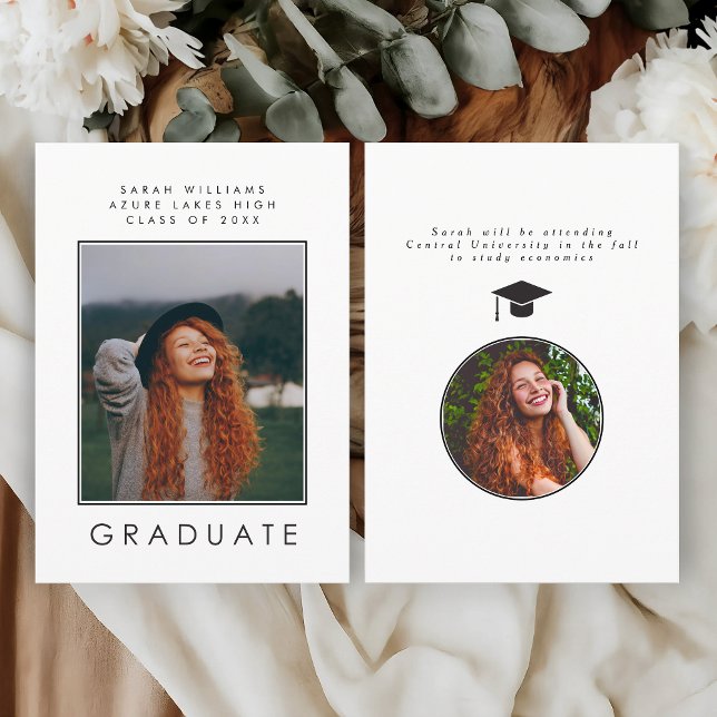 Anúncio Minimalist Modern B&W Graduation Announcement Card (Criador carregado)