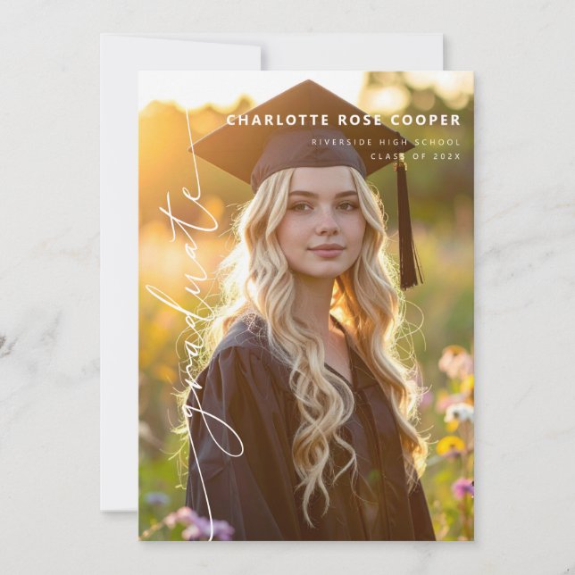 Anúncio Modern Script Photo Graduation Announcement (Frente)