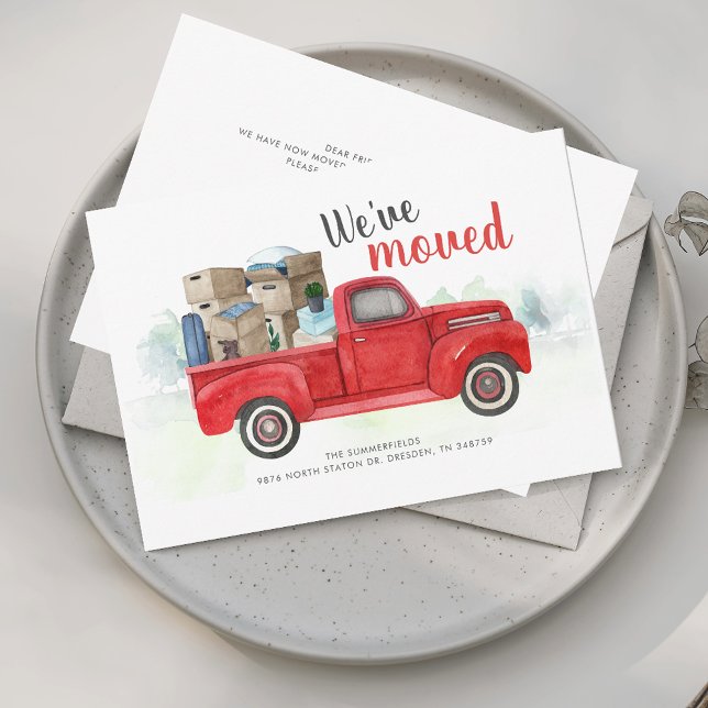 Anúncio Movimentamos a Aquarela Novo Endereço em Movimento (We Have Moved Change of Address Announcement Red Truck)