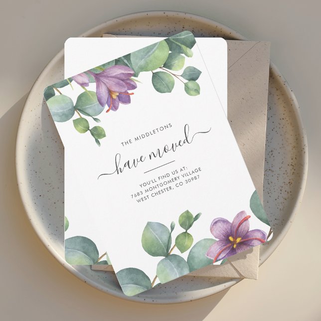 Anúncio Movimentamos Eucalyptus Greenery Botanical Moving (Botanical Eucalyptus Sage Green and Purple Script Moving Announcement)