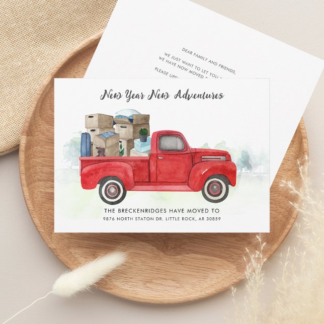 Anúncio Movimentamos o Endereço de Movimentação de Feriado (New Year Adventures Red Truck Moving Announcement Card)