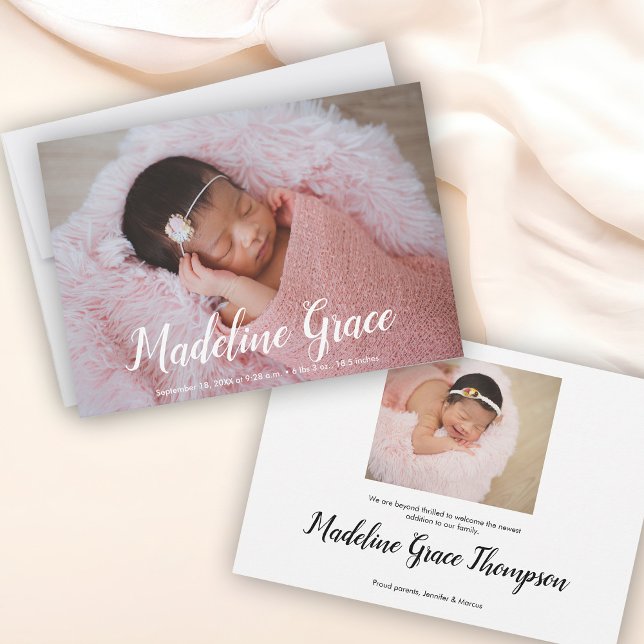 Anúncio Nascimento de Foto com Script Manchado com Nome de (Script baby girl name birth announcement card.)