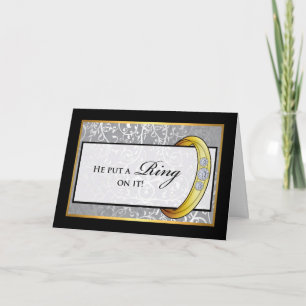 Anúncio Noivado Anunciado, Ele Colocou um Anel nele!