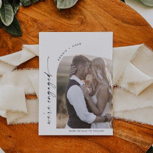 Anúncio Noivado de Fotografia do Arch Modern Boho