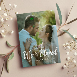 Anúncio Nós Fugimos Elegante Foto de Casamento com Letra B