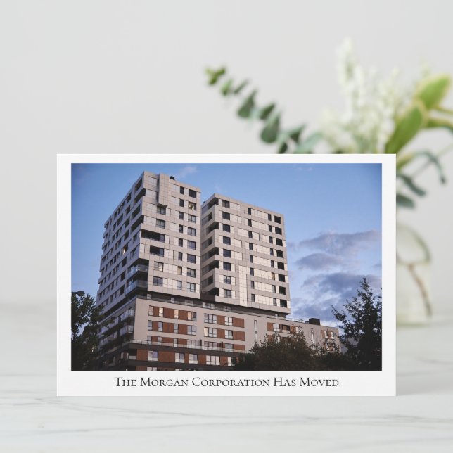 Anúncio Nossa empresa mudou a movimentação personalizada d (Em pé/Frente)