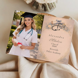 Anúncio Photo Registered Nurse School Graduation Event