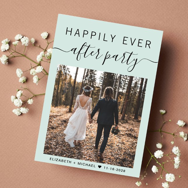 Anúncio Recepção de casamento Feliz De Imagem De Foto (An chic Happily Ever After Party Invitation to set the tone for an unforgettable event)