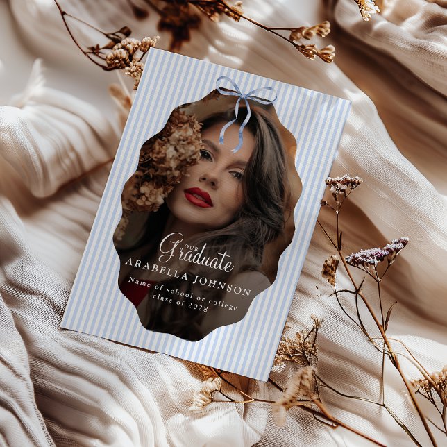 Anúncio Sweet Pinstriped Blue Bow Photo Graduation (Criador carregado)