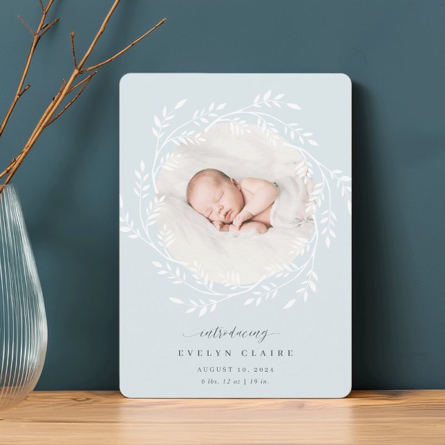 Anúncio Uma ramificação nova | Foto de nascimento (Criador carregado)