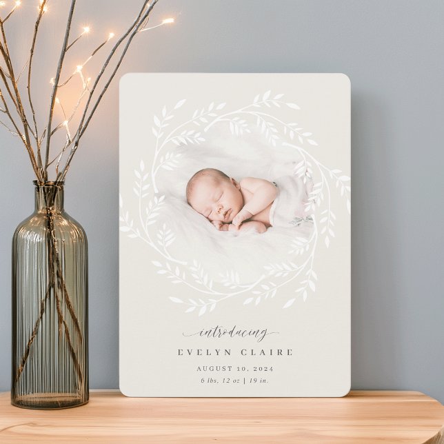 Anúncio Uma ramificação nova | Foto de nascimento (Criador carregado)