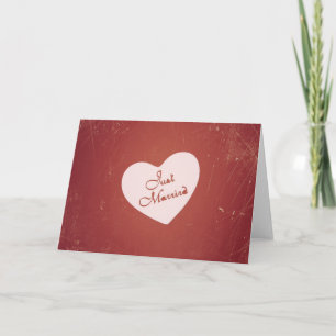 Anúncio Vintage Retro Style Just Married On Antique Red