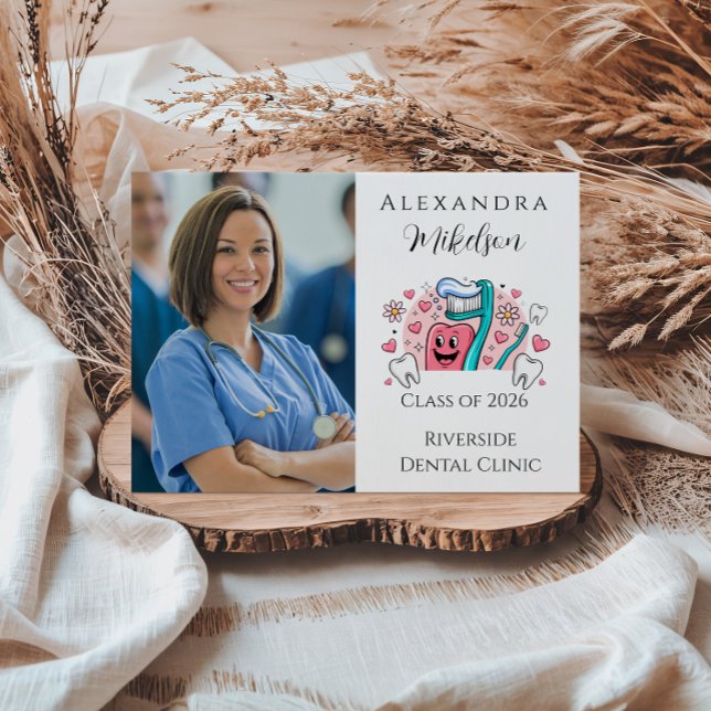 Anúncio Whimsical Tooth & Hearts Dental Graduation Party (Criador carregado)