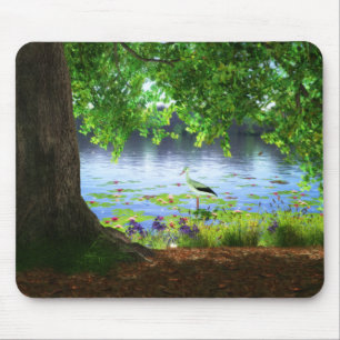 Ao lado da água imóvel Mousepad