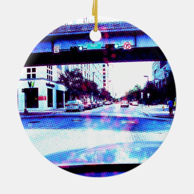 Aproximando-se do Ornamento da Rua Hogan (Traseira)