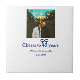 Arco azul grita 40 anos de casamento