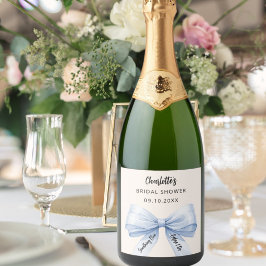 Arco de cetim azul antes de eu fazer Chá de Noiva