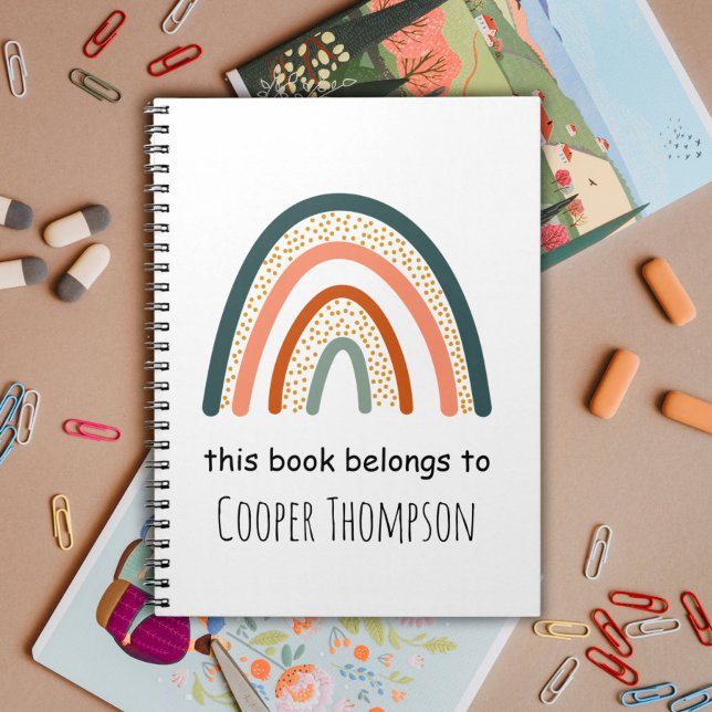 Arco-íris este livro pertence às crianças  caderno (Criador carregado)
