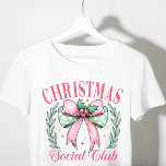 Arco Rosa Girly do Clube Social de Natal Coquette<br><div class="desc">O Arco Coquette Christmas Social Club Girly Pink Festivo Fesay Tri-Blend Shirt Shirt apresenta um bonito arco cor-de-rosa e verde acentuado com holly e uma coroa floral com o texto "Christmas Social Club" na tipografia moderna. Perfeito para presentes de Natal, festas de Natal e festas de Natal, aniversários e muito...</div>