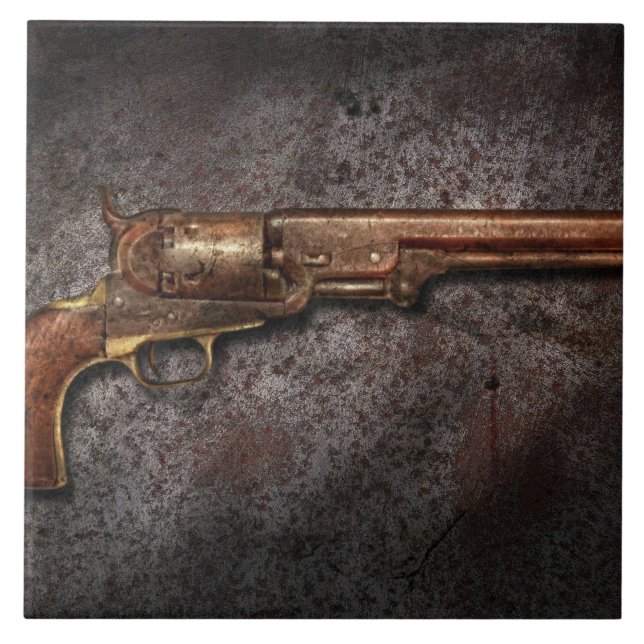 Arma - Modelo 1851 - Revólver Calibre 36 (Frente)