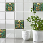 Art Deco Linda Lily Turquoise Green Dourada<br><div class="desc">Belo azulejo cerâmico com um design de Arte Deco. Muito bonito Lily em tons de creme e verde. Conteúdo genérico</div>