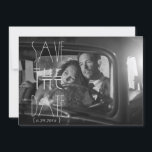 Art Deco Salve a Data | Convite de Foto<br><div class="desc">Personalize seu próprio cartão 5x7. Clique no botão Personalizar para inserir sua arte, designs ou fotos e criar um convite 5x7 único! Tente adicionar texto usando fontes legais e veja uma pré-visualização da sua criação! Nosso convite 5x7 simples de personalizar não tem pedidos mínimos e é feito após o seu...</div>