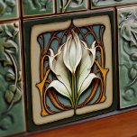 Art Nouveau Calla Lily Arte Floral Simétrica<br><div class="desc">Adicione um toque de graça ao eterno a sua casa com este azulejo cerâmico requintado, com um padrão simétrico de lírio floral inspirado na encantadora era Art Nouveau. Esse período era conhecido por seus designs inovadores, misturando a natureza e a arte para criar padrões mesmerizantes que têm atraído gerações. O...</div>