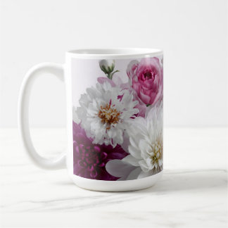 Arte Botânica Floral em Xícara de Café – Elegante
