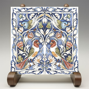 Artes e Ofícios de Aves e Flores Coloridas