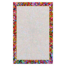 "Artigos de papelaria alinhados finos das bolhas